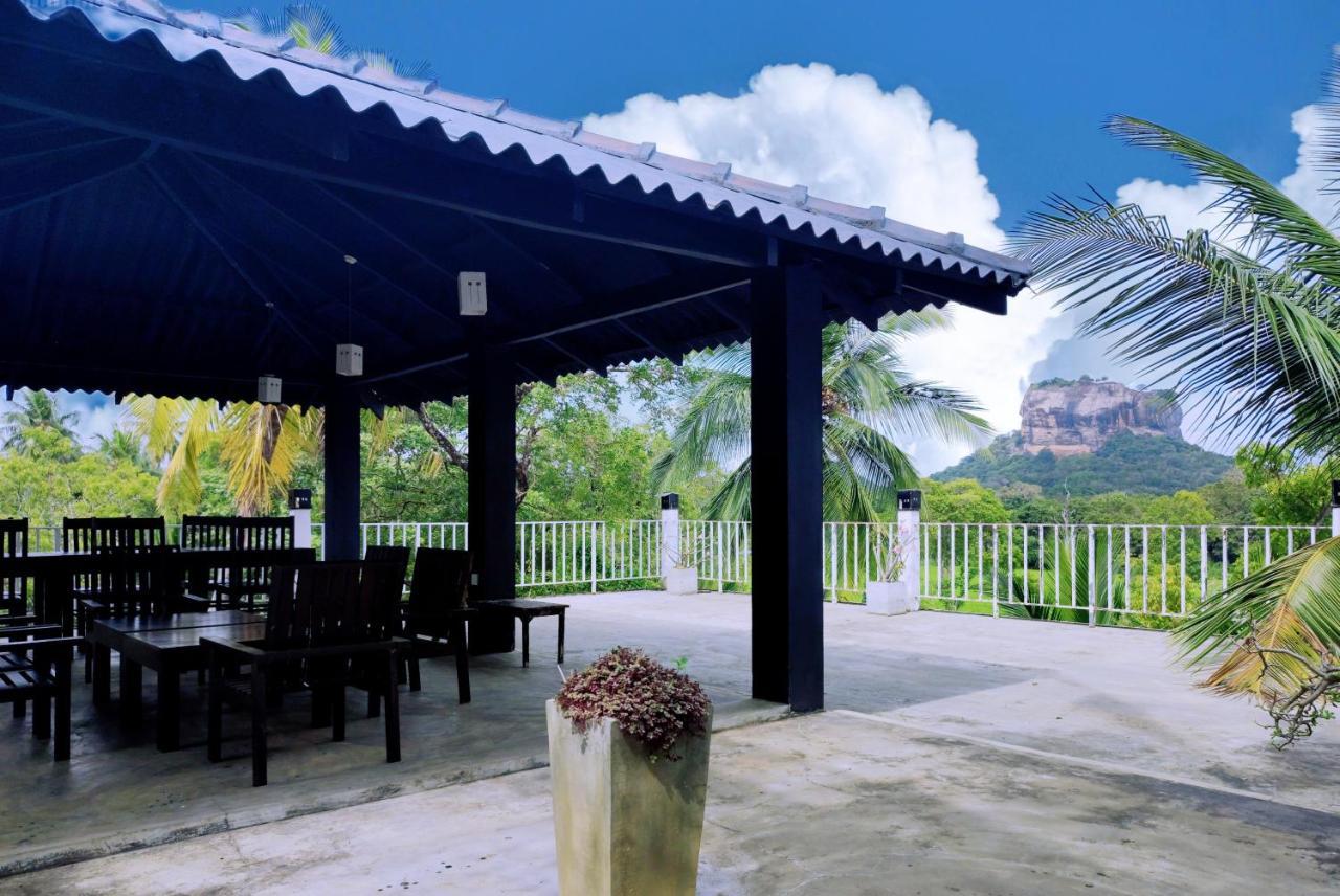 Lakmini Lodge Sigiriya Eksteriør bilde