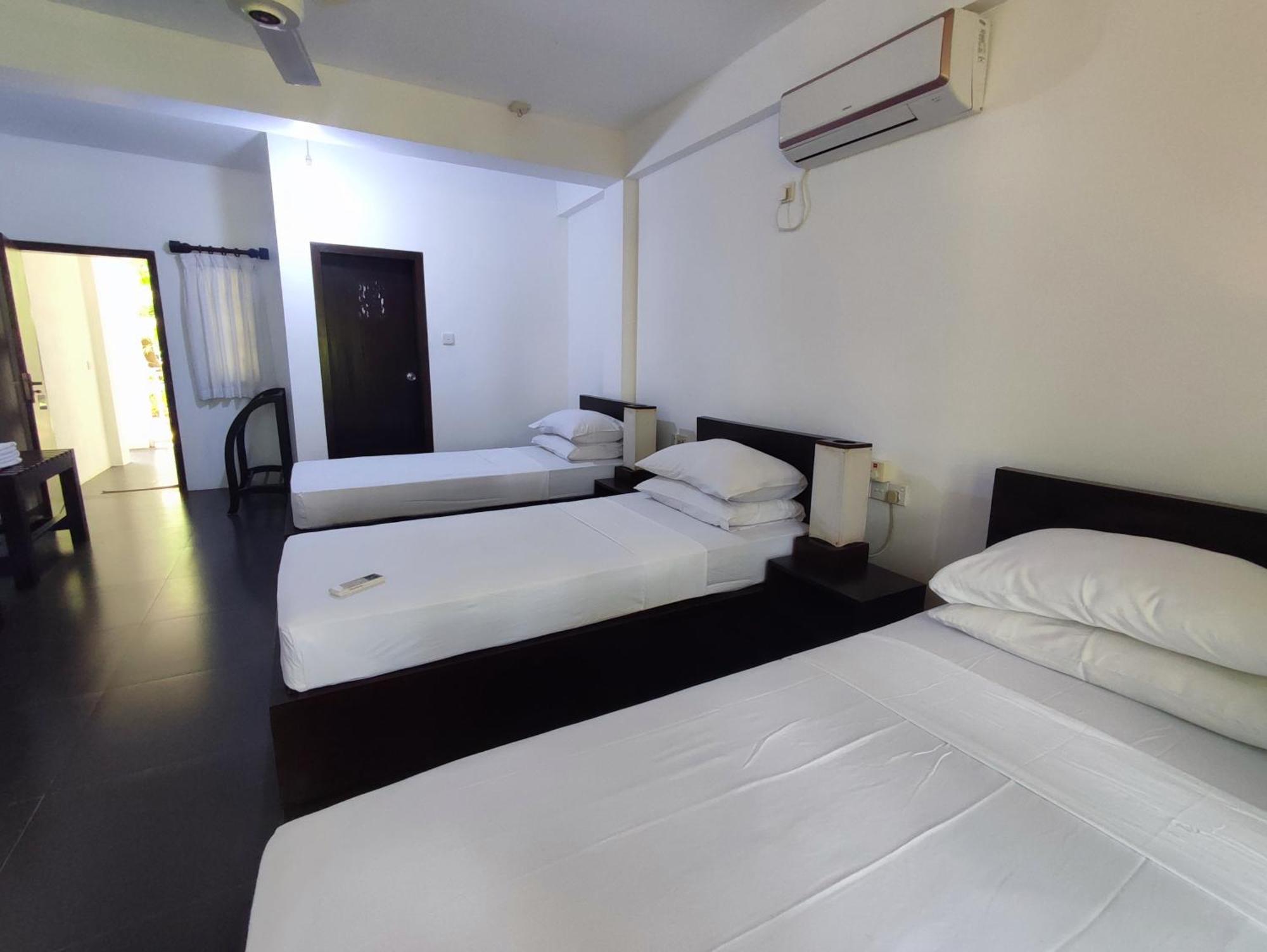 Lakmini Lodge Sigiriya Eksteriør bilde